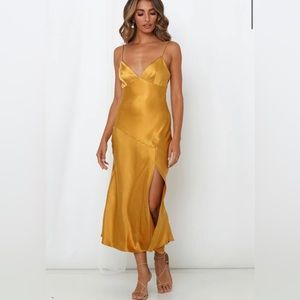 Hello Molly Asking For A Friend Midi Dress Mustard (XS)